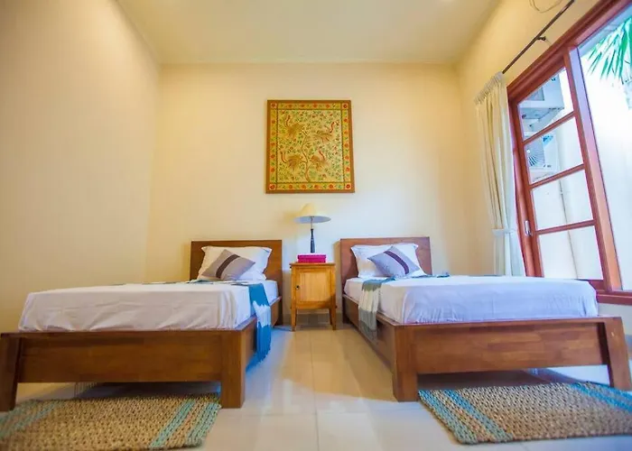 Vibrant Getaway In Seminyak: Buyaya Villa Seminyak (Bali)