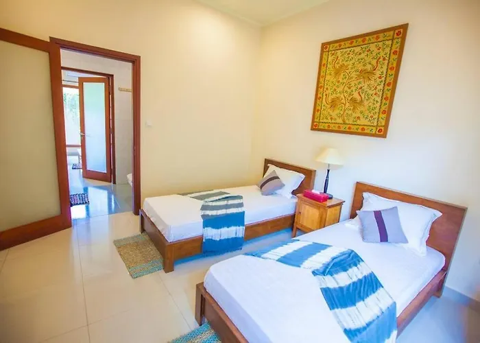 Vibrant Getaway In Seminyak: Buyaya Villa Seminyak (Bali)