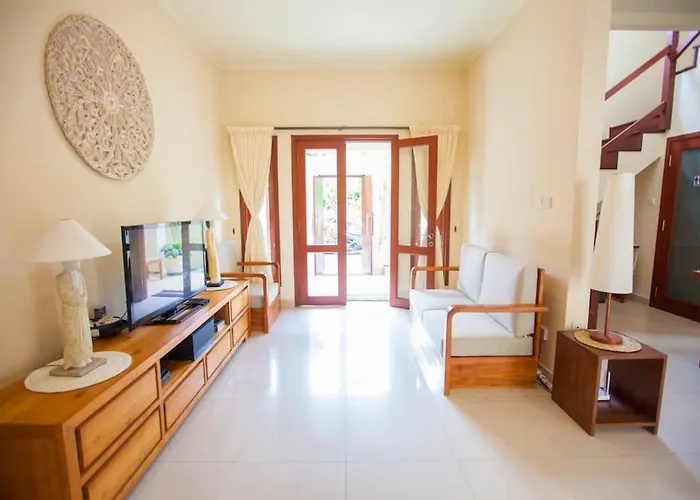 Vibrant Getaway In Seminyak: Buyaya *